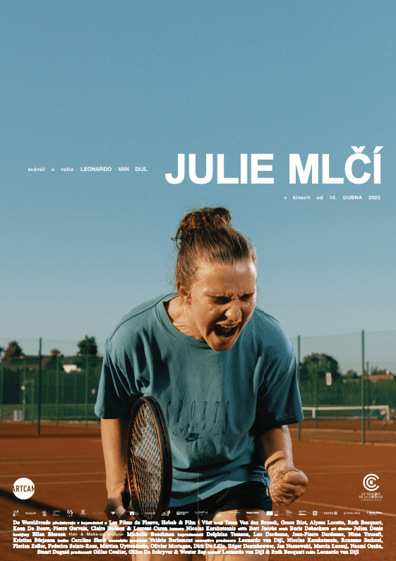 Julie mlčí